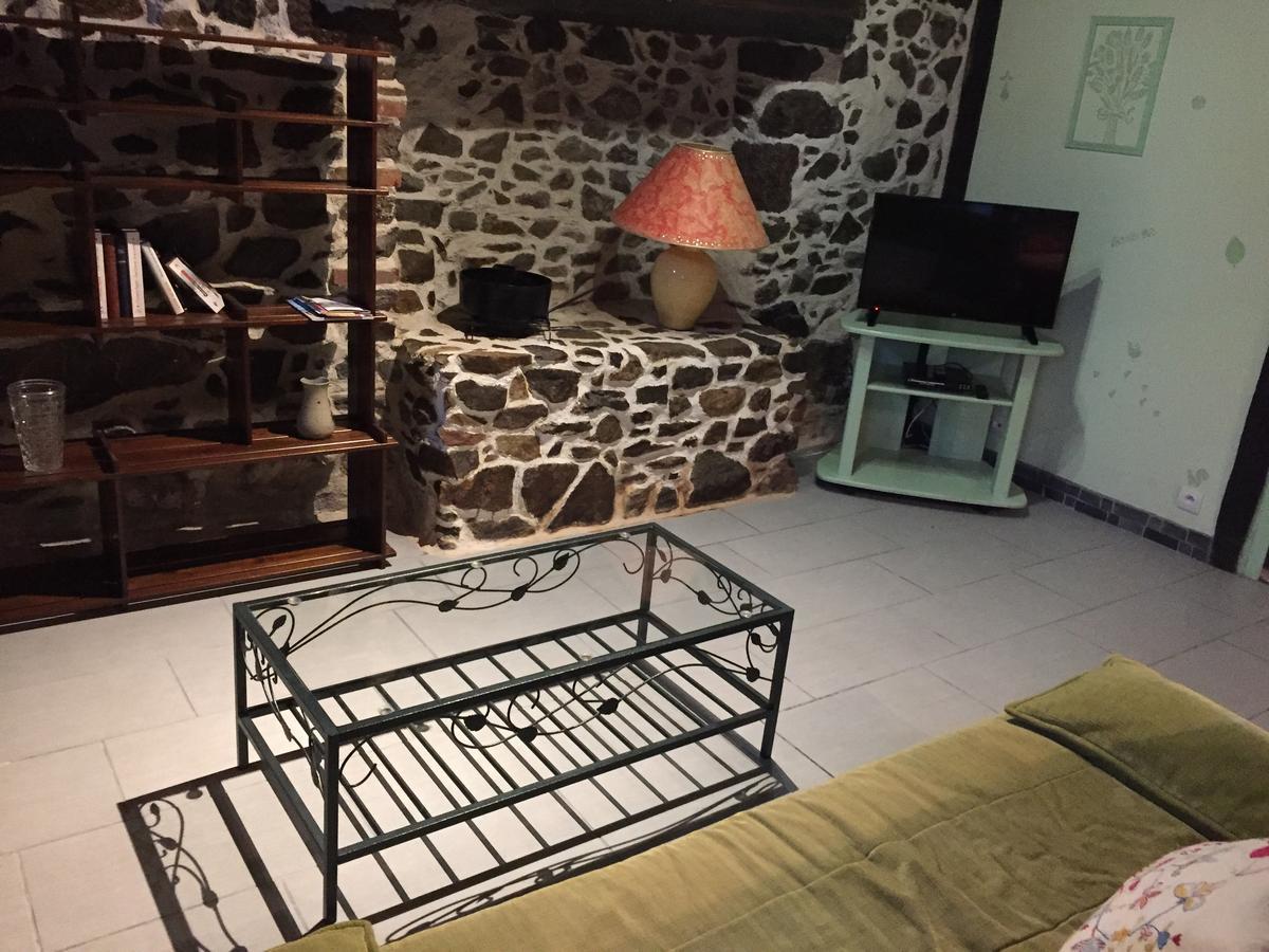 Gites Au Clos Du Lit Saint-Aaron Экстерьер фото
