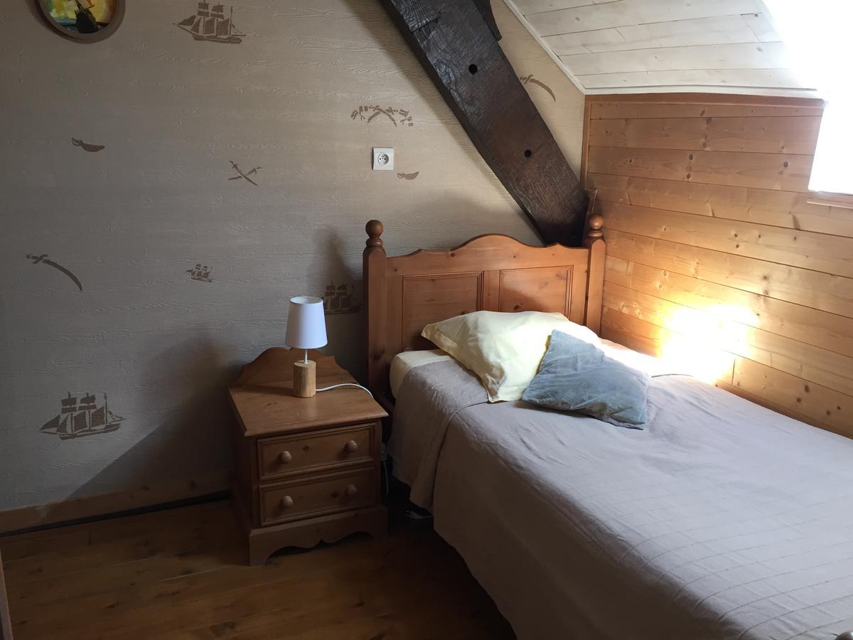 Gites Au Clos Du Lit Saint-Aaron Экстерьер фото