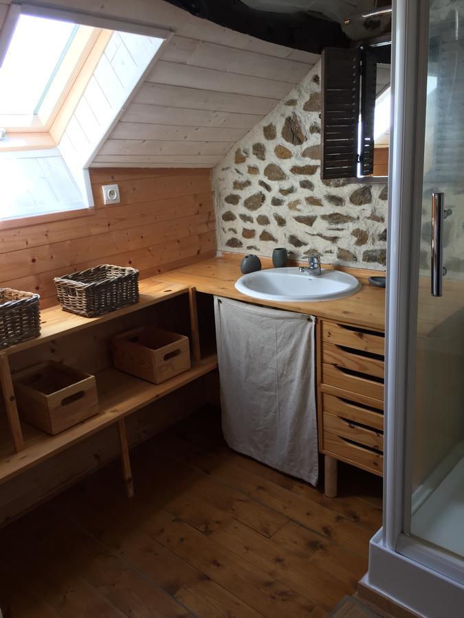 Gites Au Clos Du Lit Saint-Aaron Экстерьер фото