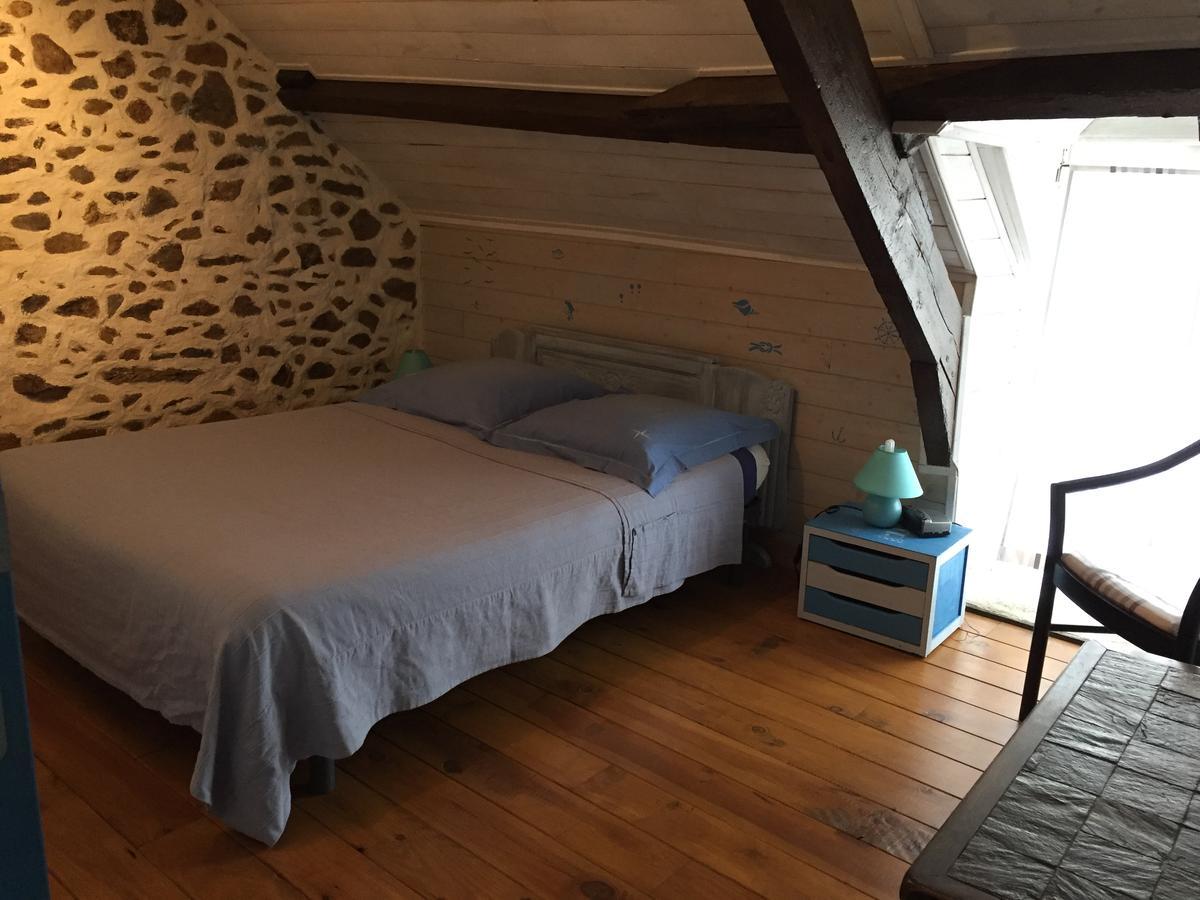 Gites Au Clos Du Lit Saint-Aaron Экстерьер фото