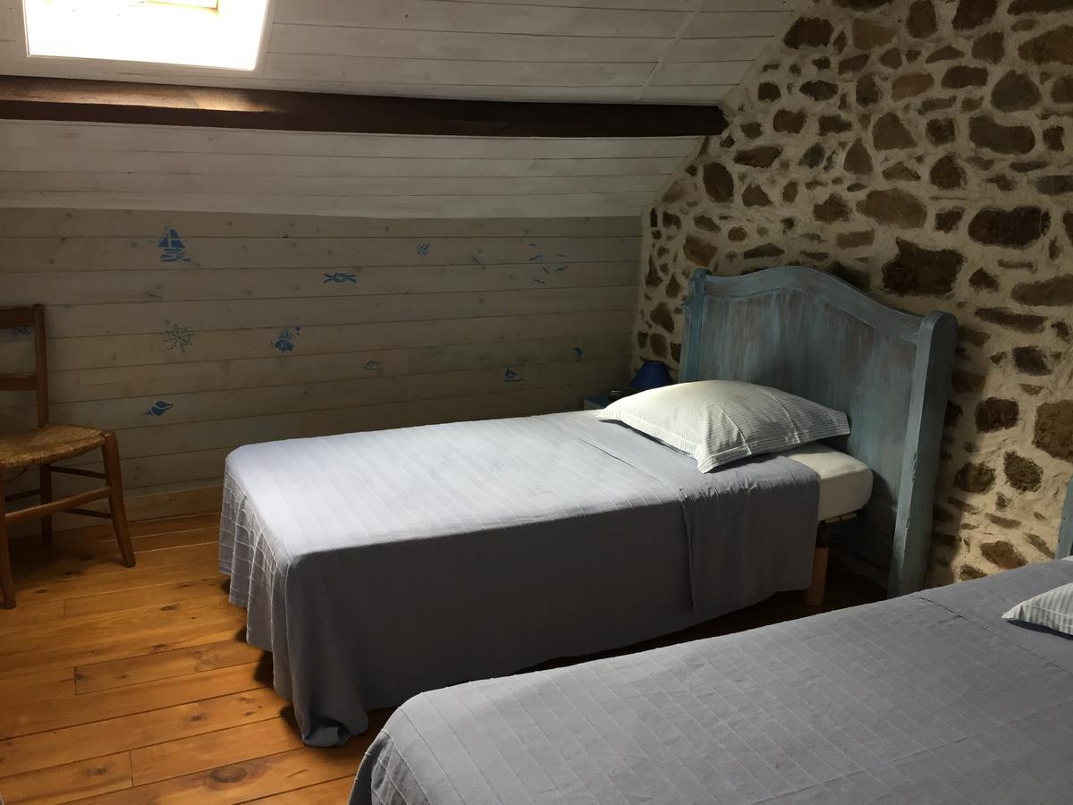 Gites Au Clos Du Lit Saint-Aaron Экстерьер фото